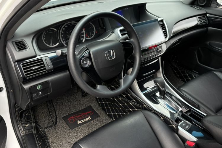 Used Honda Accord 2016 2.0L Comfort Edition
