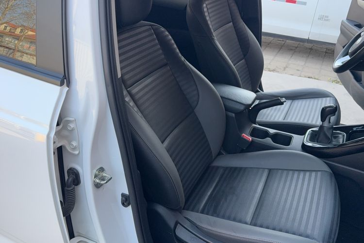 Used Kia Sportage R 2018 2.0L Manual Fashion Edition China V Standard Right Front Seat