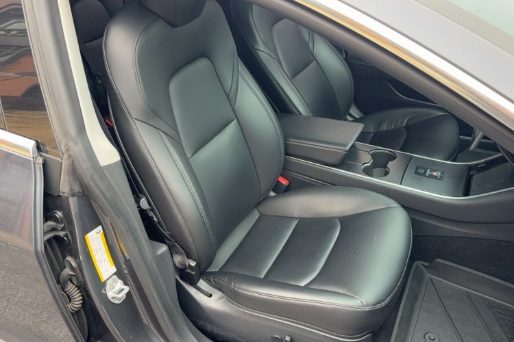 Used Tesla Model 3 2019 Standard Range Rear-Drive Upgraded Version