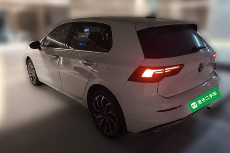 Used Volkswagen Golf 2023 Facelift 280TSI DSG Pro Rear Right 45 Deg