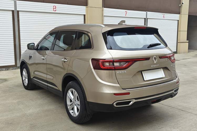 Used Renault Koleos 2017 2.0L Two-Wheel Drive Luxury Edition Exterior 6