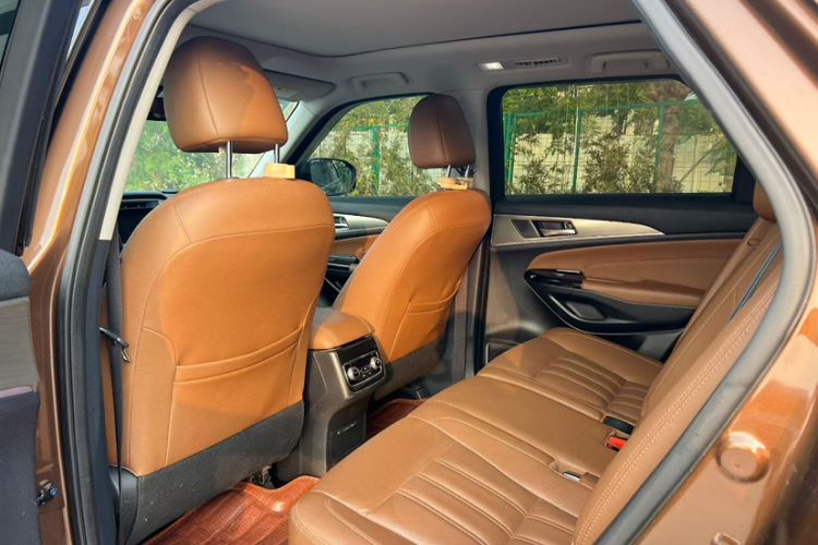 Used Changan CS95 2017 2.0T Two-Wheel Drive Zhituo Edition