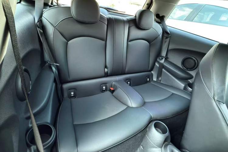 Used MINI MINI 2022 Updated 1.5T COOPER Classic Edition