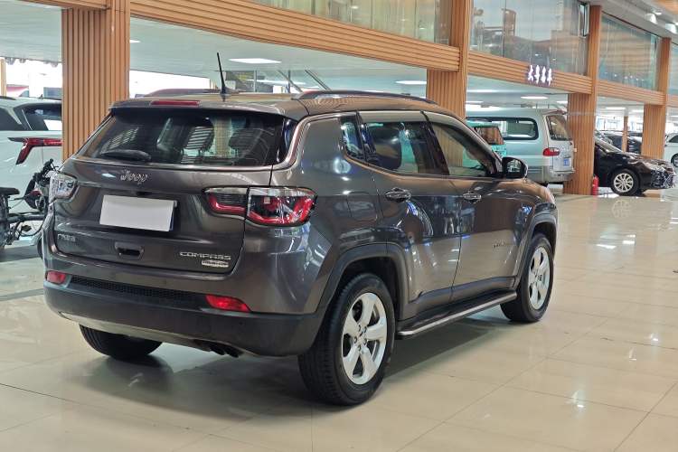 Used Jeep Compass 2017 200T Automatic Family Edition