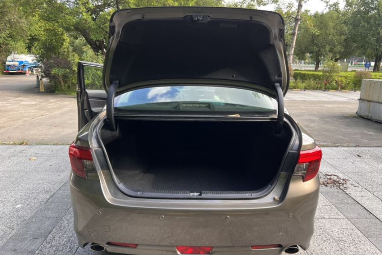 Used Toyota Reiz 2013 2.5V Shangrui Edition
