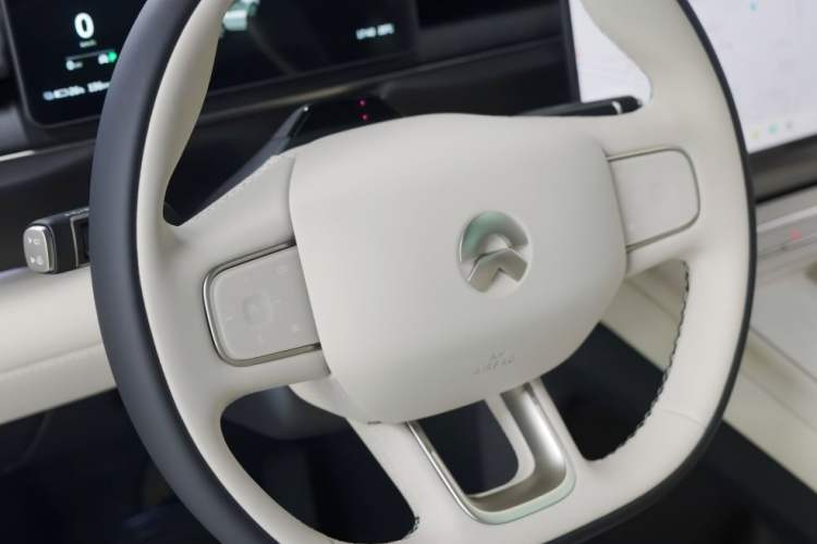 Used Nio ES6 2025 75 kWh Interior 2