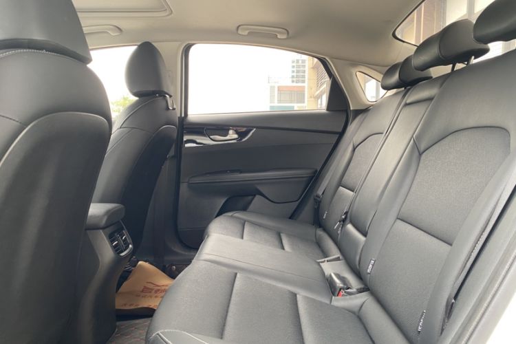 Used Kia K3 2021 Revised 1.5L CVT Fashion Edition Headliner