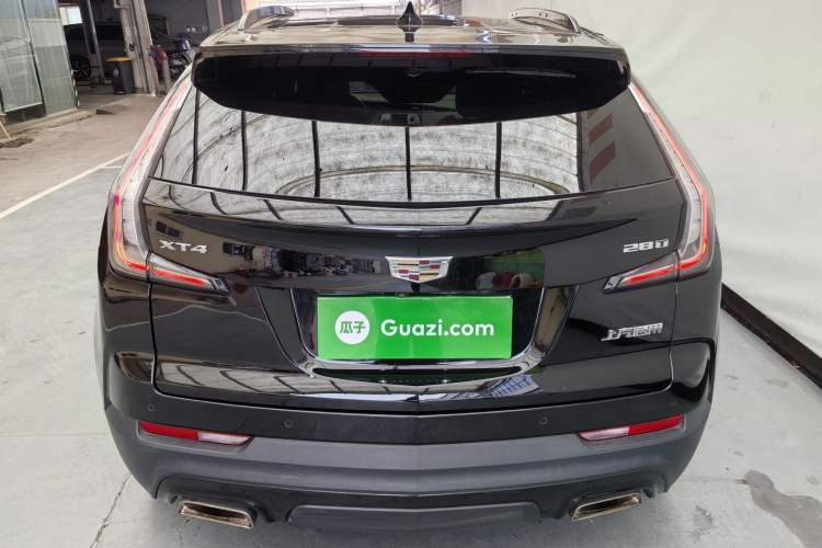 Used Cadillac XT4 2018 28T Two-Wheel Drive Luxury Sport Model
