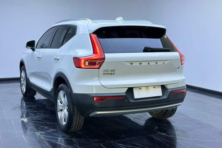 Used Volvo XC40 2022 T4 Four-Wheel Drive Smart & Stylish Edition