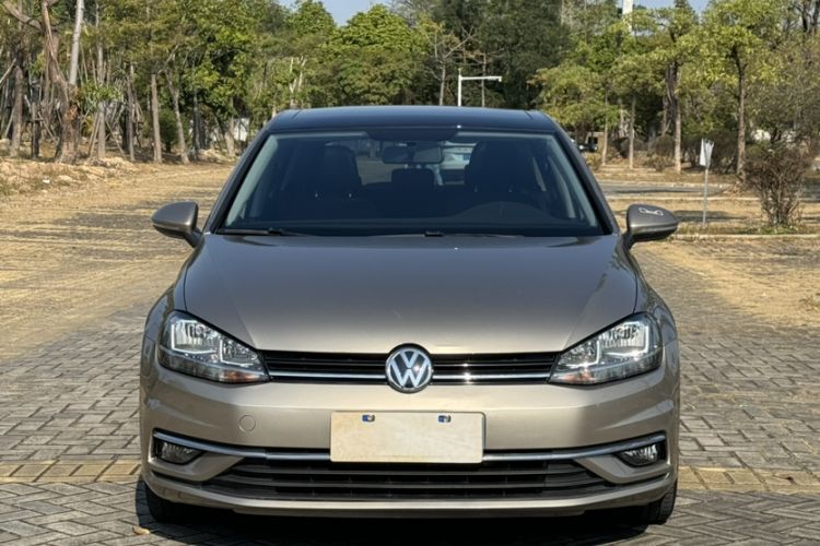 Used Volkswagen Golf 2018 230TSI Automatic Comfort Model
