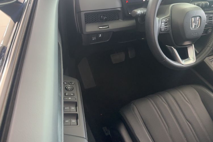 Used Honda Breeze 2023 240TURBO Two-Wheel-Drive Luxury Edition 5 Seats Interior 4