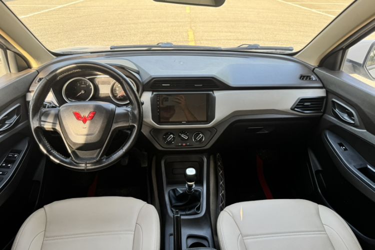 Used Wuling Hongguang 2021 1.5L Revised S Standard Version with Electric Power Steering LAR Audio And AC Panel