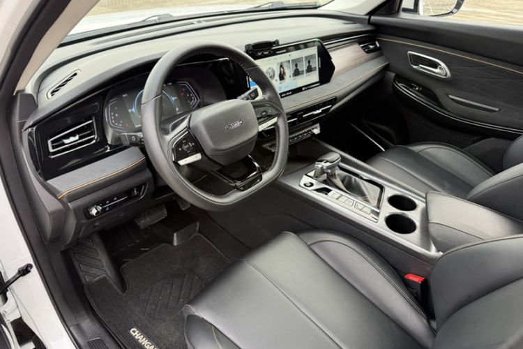 Used CHANGAN OSHAN X7 PLUS 2023 Enjoy Edition 1.5T Automatic Prestige Model Interior 15