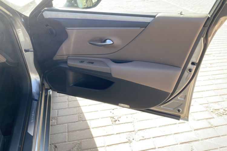 Used Lexus ES 2025 200 Premium Edition
