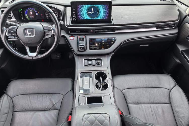 Used Honda Elysion 2022 2.0L eHEV Luxury Edition Interior 1
