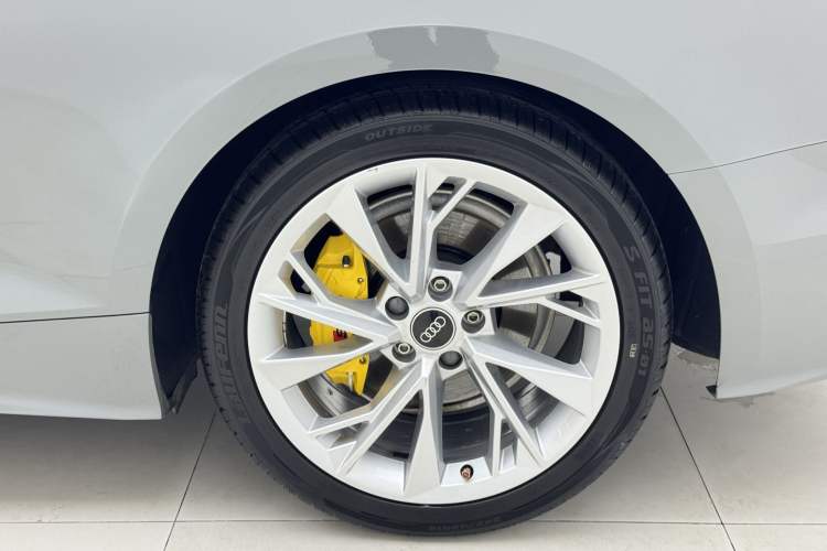 Used Audi A5 2021 Coupe 40 TFSI Fashionable and Dynamic Model Exterior 4