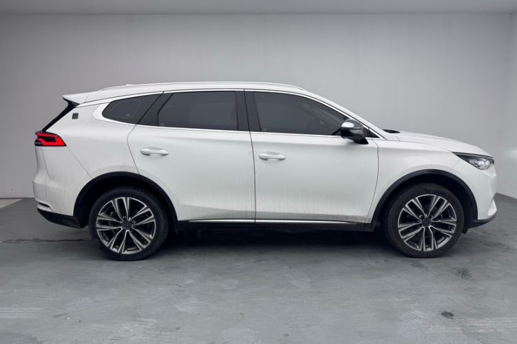 Used BYD Tang 2018 2.0T Automatic SmartConnect Prestige 7-Seater China V Standard