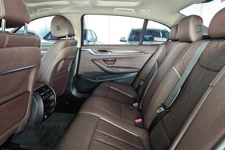 Used BMW 5 Series 2021 530Li Leading Luxury Package