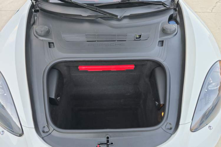 Used Porsche 718 2018 Cayman 2.0T
