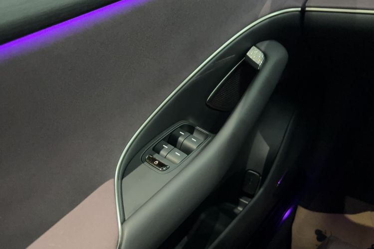 Used Xiaomi Auto SU7 2024 Rear-Drive Standard Founder Edition Interior 5