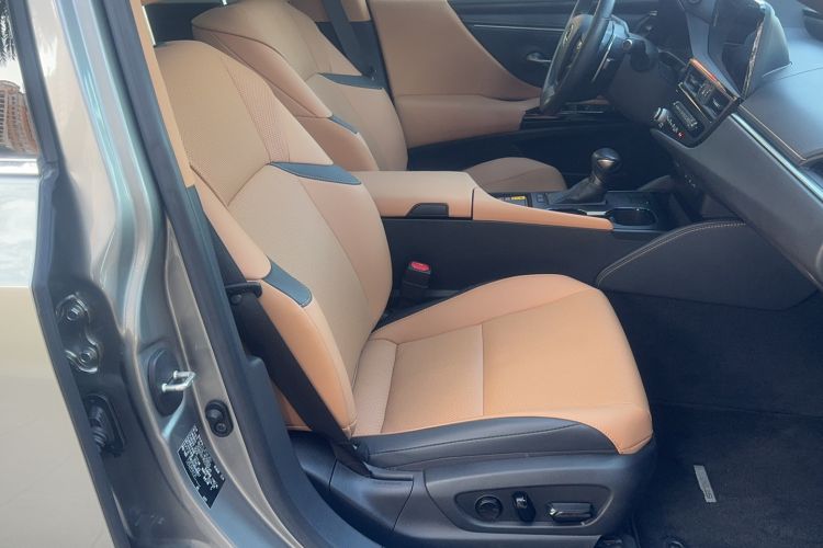 Used Lexus ES 2024 200 Premium Edition