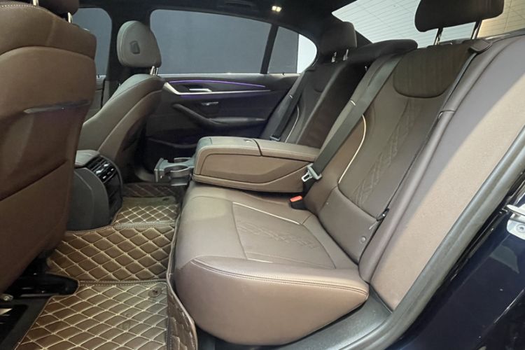 Used BMW 5 Series 2021 530Li Leading Model M Sport Package Interior 7