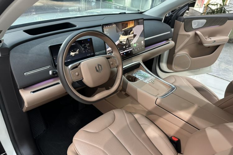 Used Leapmotor C11 2026 Range-Extended 300 LiDAR Prestige Edition
