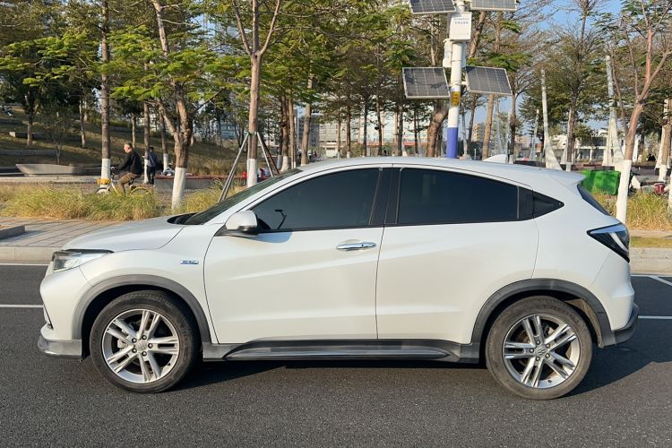 Used Everus VE-1 2022 TA Leading Edition