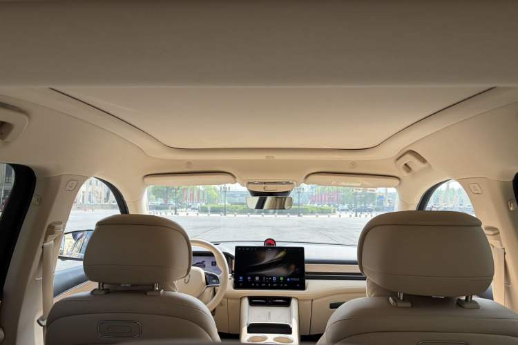 Used Hima AITO M5 2025 Extended-Range Ultra All-Wheel-Drive Version Headliner