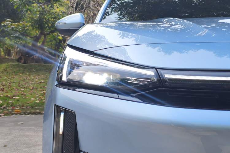 Used Geely Galaxy L6 2025 EM-i 140km Starship Edition
