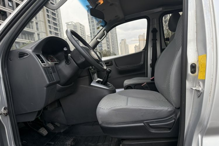 Used Jinbei Express 2020 2.0L Upgraded Version China VI Standard 6-Seater 1TZS