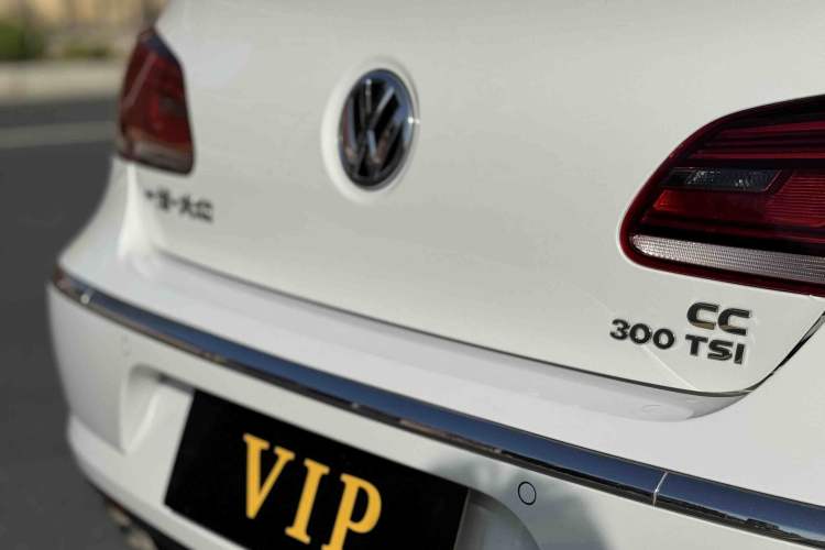 Used Volkswagen FAW-Volkswagen CC 2016 1.8TSI Luxury Model
