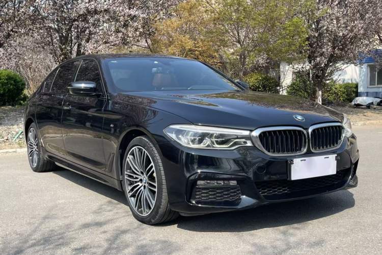Used BMW 5 Series 2018 Restyled 530Li Leading Edition M Sport Package