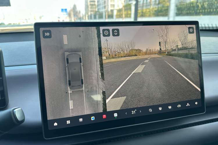 Used Leapmotor C10 2024 210 LiDAR Version Interior 9