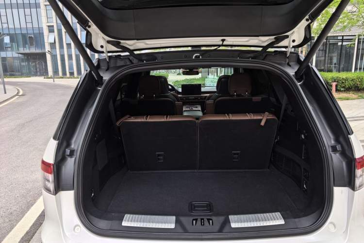 Used Lincoln Aviator 2020 3.0T V6 All-Wheel Drive Executive Version
