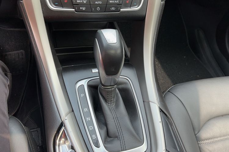 Used Ford Mondeo 2013 2.0L GTDi 200 Fashion Edition
