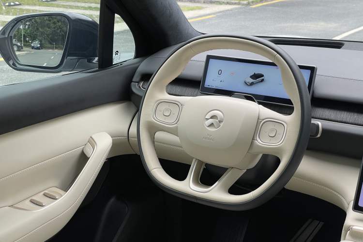 Used Nio ES6 2024 75 kWh Interior 6