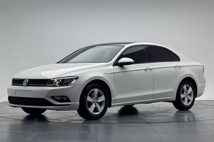 Used Volkswagen Lamando 2015 230TSI DSG Fashion Edition