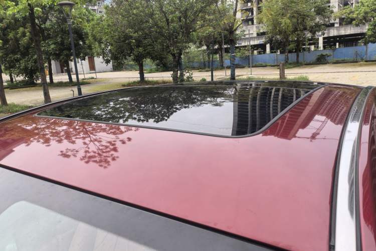 Used Geely Auto Emgrand GT 2016 2.4L Zunya Model Roof