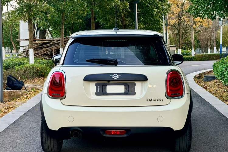 Used MINI 2019 1.5T ONE
