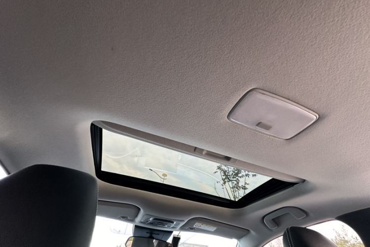 Used Toyota FRONTLANDER 2023 2.0L Smart Electric Hybrid Dual-Engine Leading Edition
