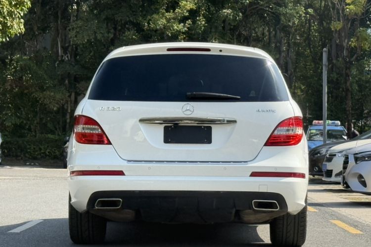 Used Mercedes-Benz R-Class 2017 R 320 4MATIC Business Edition Prestige Model