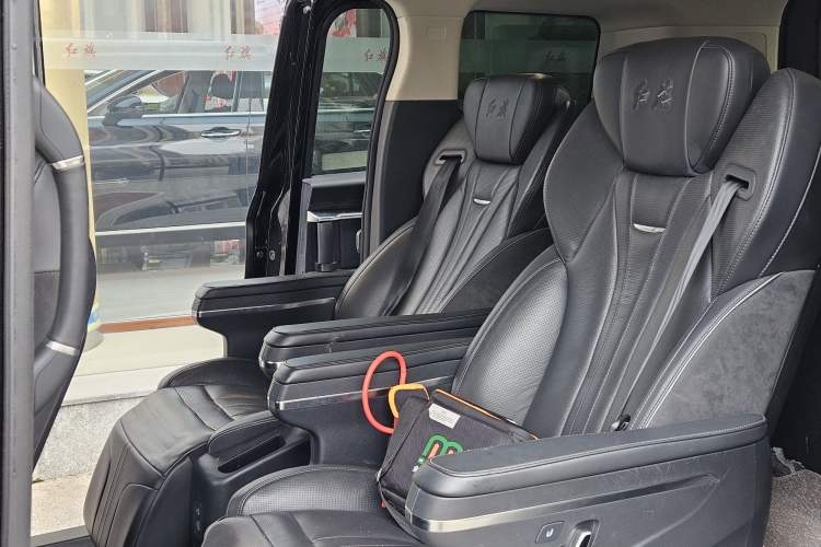 Used Hongqi HQ9 2023 2.0T Smart Connect Flagship Edition