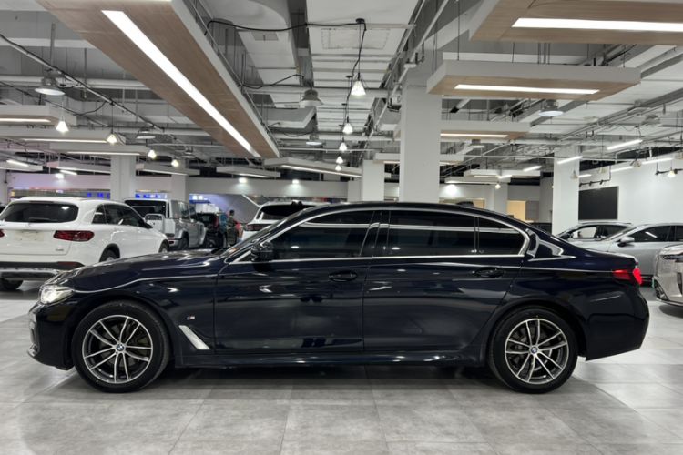 Used BMW 5 Series 2021 Facelifted 525Li M Sport Package
