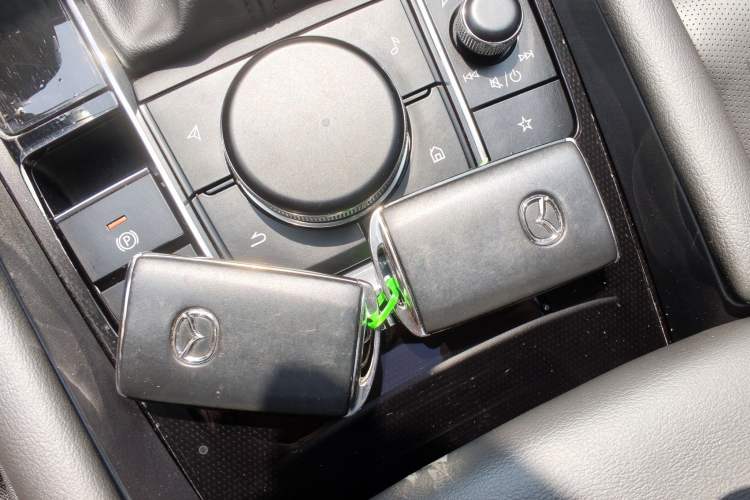 Used Mazda 3 Axela 2021 2.0L Automatic Zhiyao Edition Interior 4