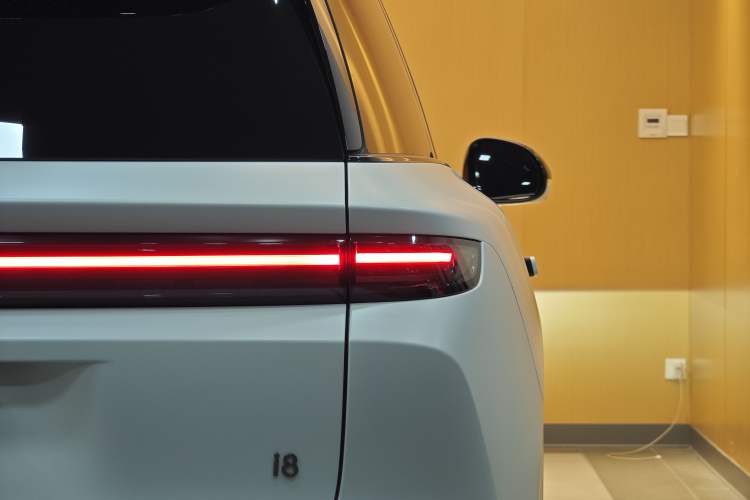 Used Li Auto Li Auto i8 2025 Model Standard Version