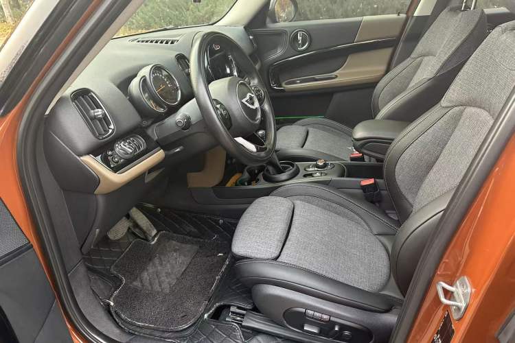 Used MINI Countryman 2018 1.5T COOPER ALL4 Classic Edition