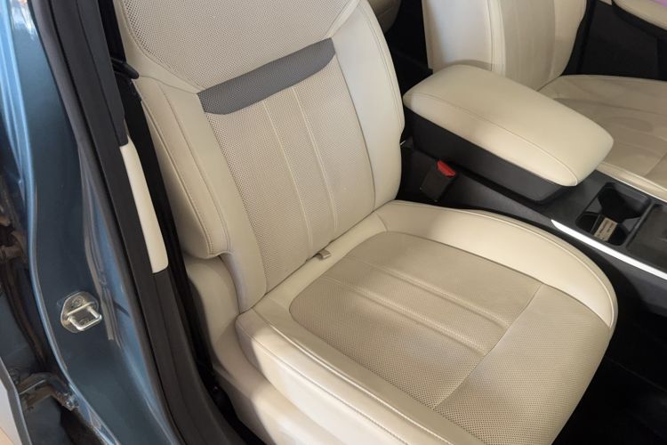 Used Venucia VX6 2023 520 Max