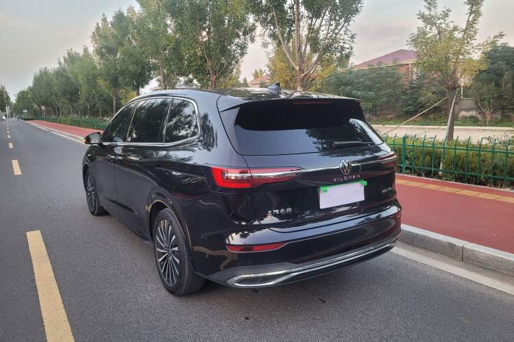 Used Volkswagen Viloran 2022 380TSI Prestige Edition Exterior 6