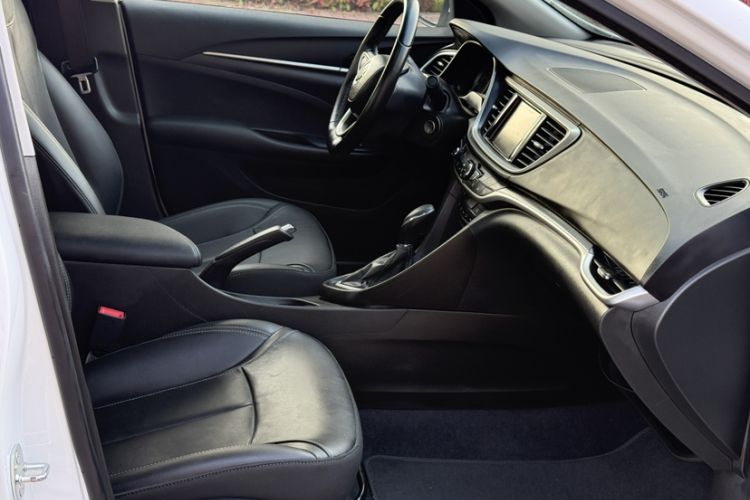 Used Buick GT 2019 18T Automatic Connected Elite Model China VI Standard Right Front Seat